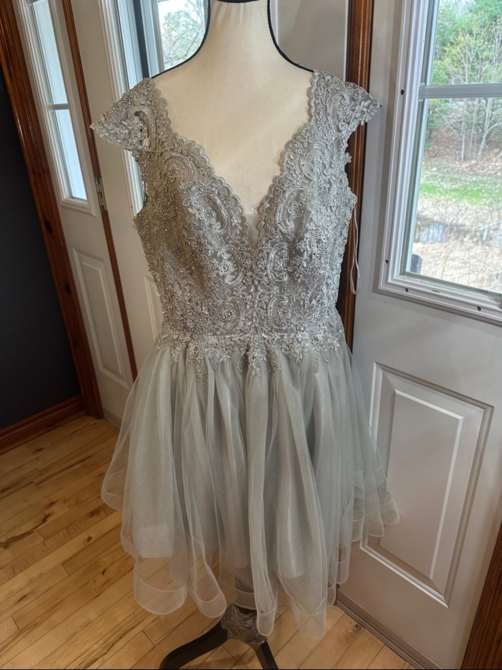 Anny Lee Grey dress with Lace and Beading